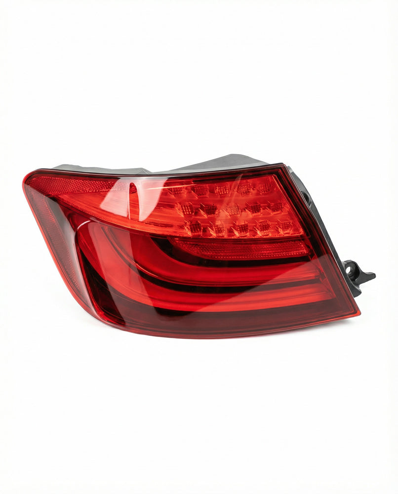 BMW F10 5 Series Left Outer Taillight (2011–2013) – OE Replacement